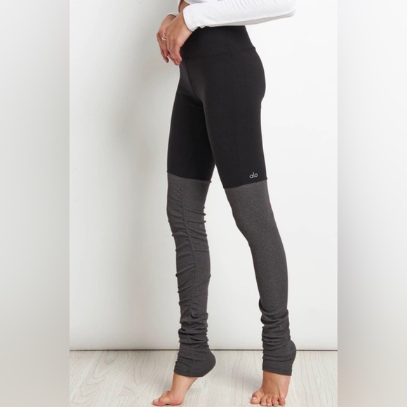 Alo Goddess Half Ribbed Leggings- NWOT - Picture 3 of 8